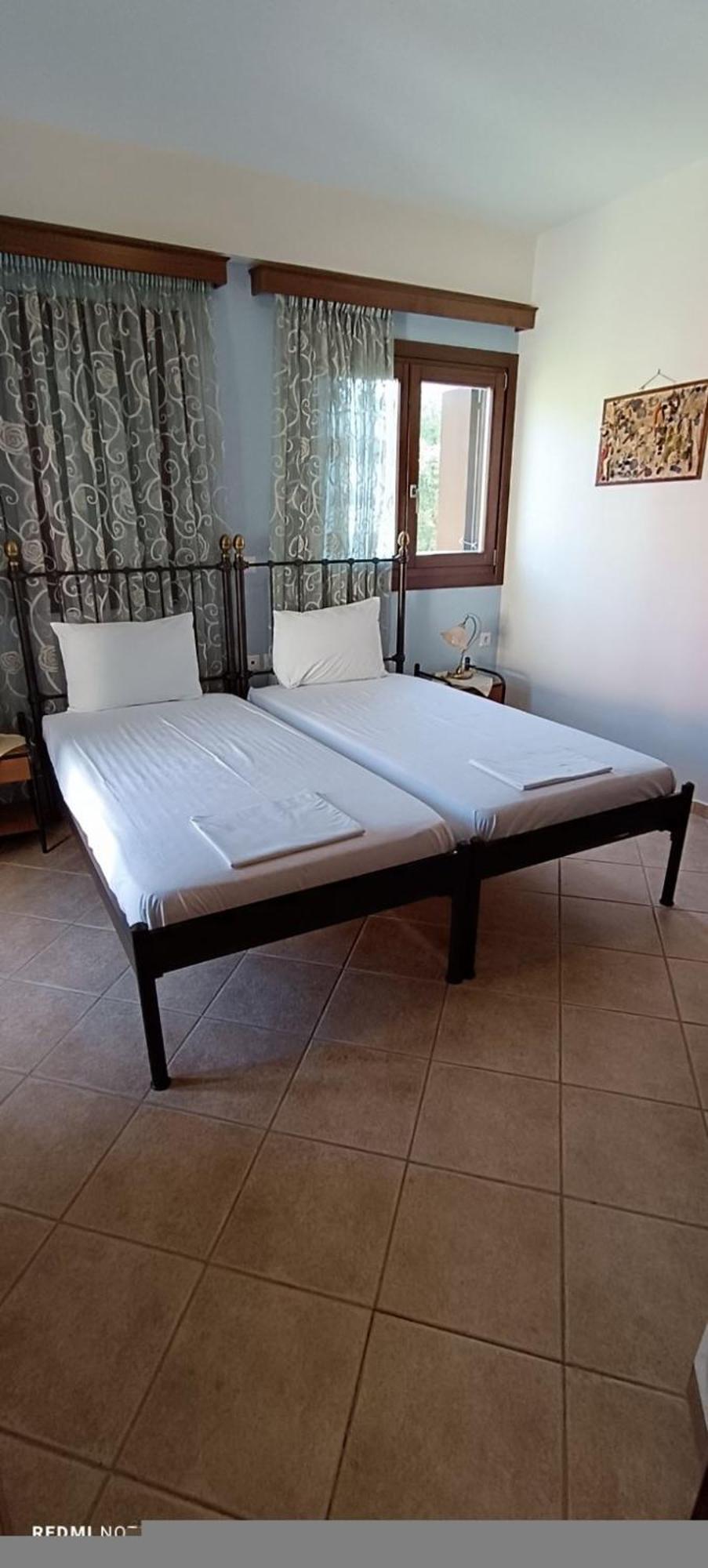 Evinos Village Resort Gefira Mpania 外观 照片